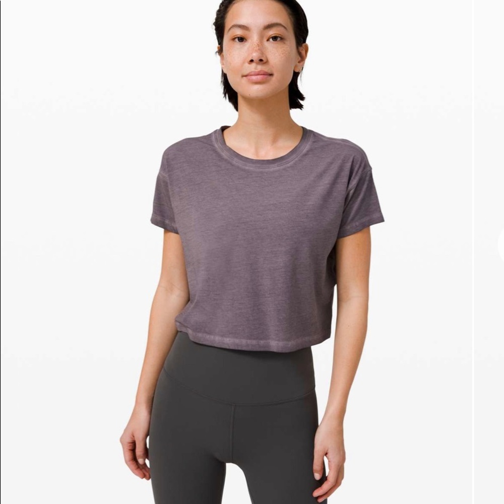 Lululemon Cates Tee size 8 Lunar rock fade